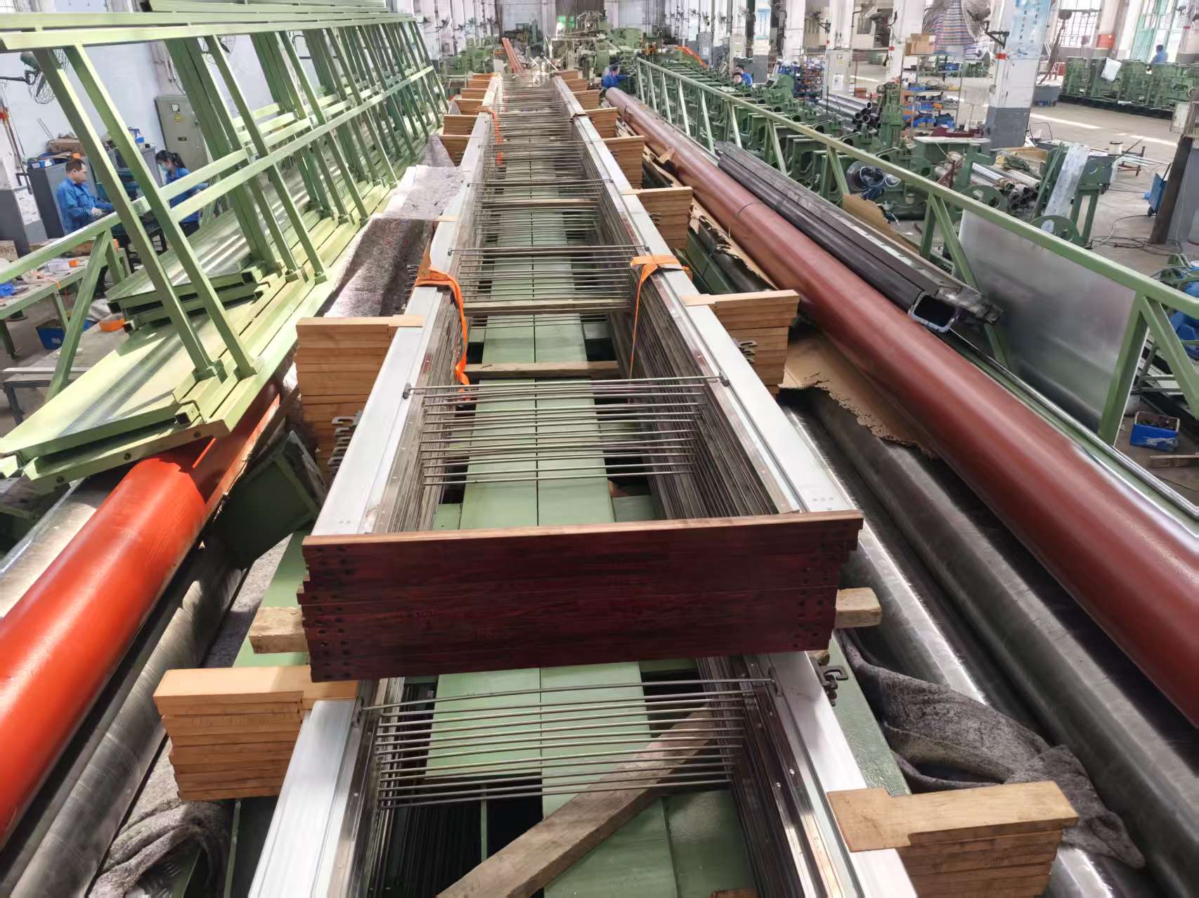 Shijiazhuang Textile Machinery Delivers DW200-2200 Loom, Boosting High-End Industrial Textile Equipment Advancement
