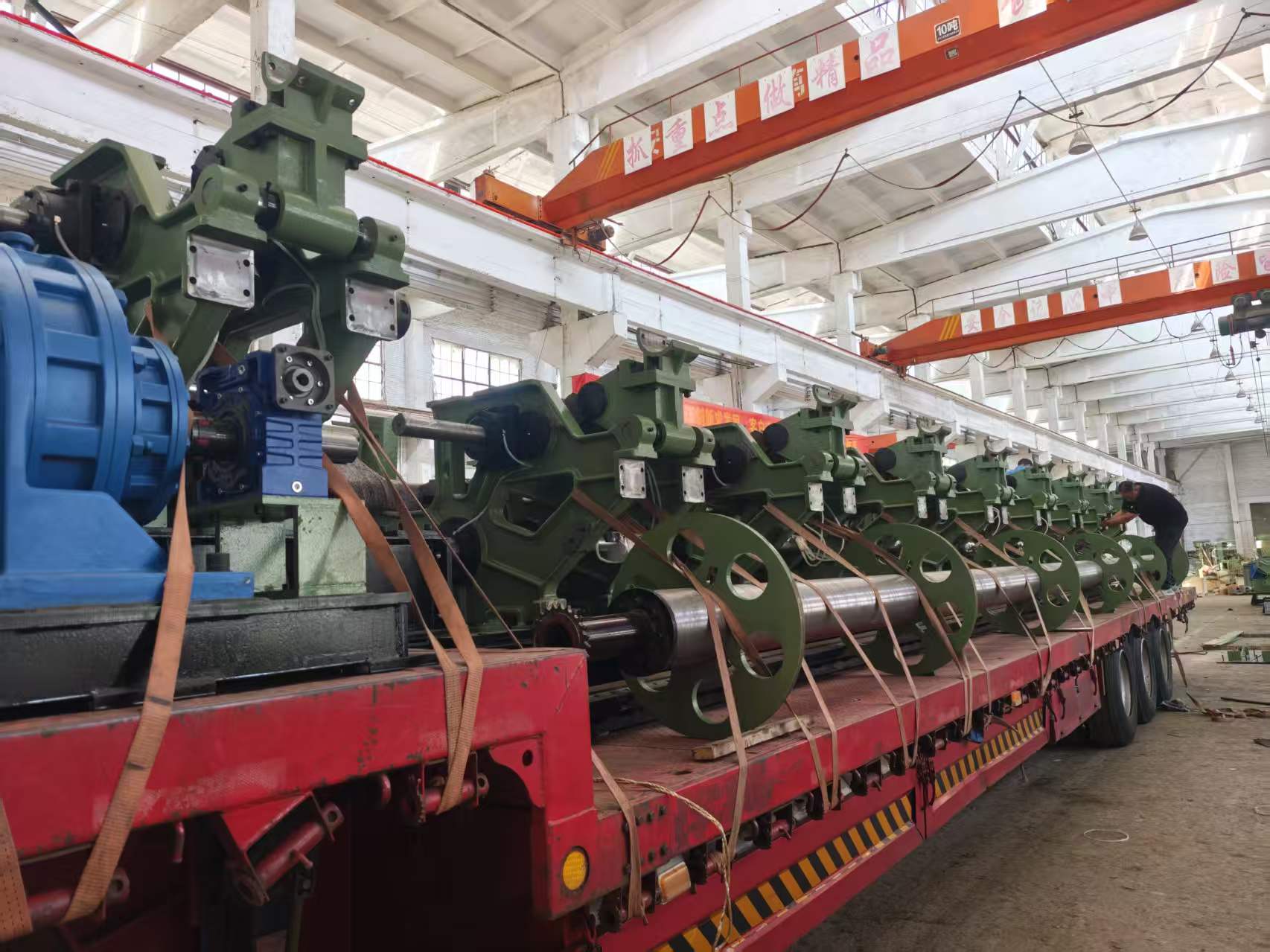 Shijiazhuang Textile Machinery Delivers DW200-2200 Loom, Boosting High-End Industrial Textile Equipment Advancement